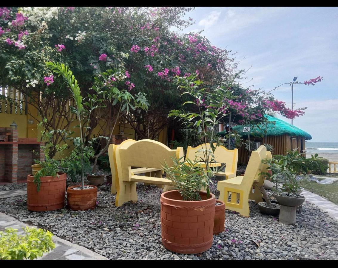 סן חואן Sea Breeze Beachfront Home And Cottages מראה חיצוני תמונה