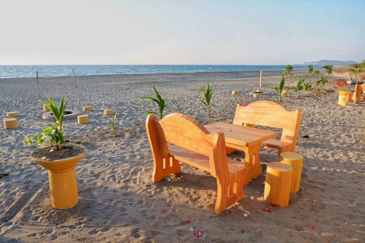 Seabreeze Beachfront Home And Cottages New Management סן חואן מראה חיצוני תמונה