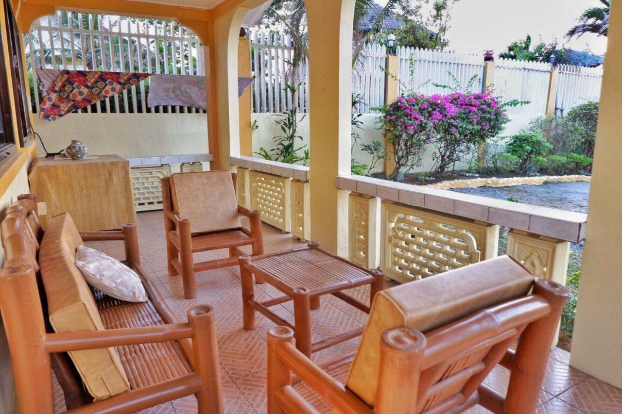 סן חואן Sea Breeze Beachfront Home And Cottages מראה חיצוני תמונה
