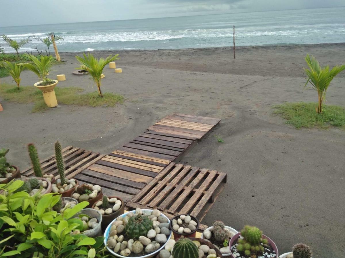 סן חואן Sea Breeze Beachfront Home And Cottages מראה חיצוני תמונה
